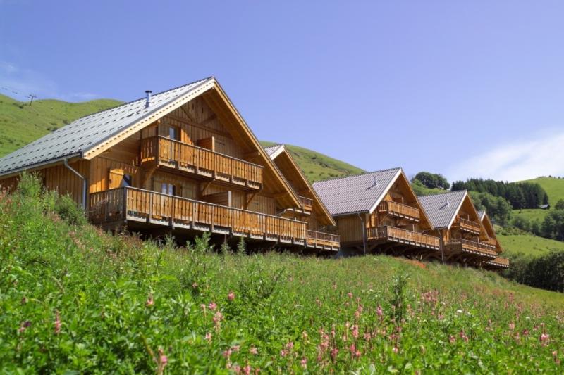 Madame Vacances Appartements Et Chalets La Fontaine Du Roi La Chal Exterior photo