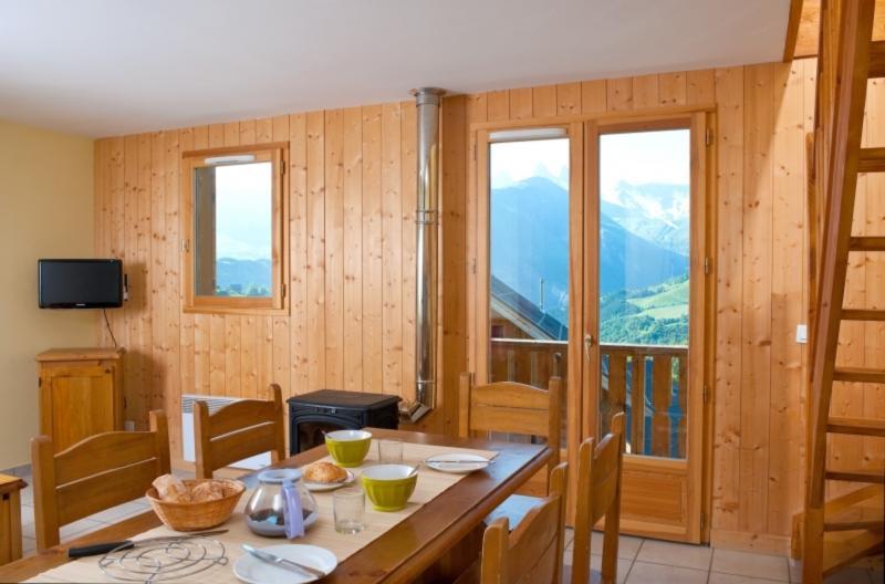 Madame Vacances Appartements Et Chalets La Fontaine Du Roi La Chal Exterior photo