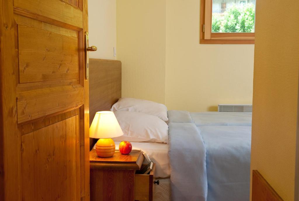 Madame Vacances Appartements Et Chalets La Fontaine Du Roi La Chal Room photo