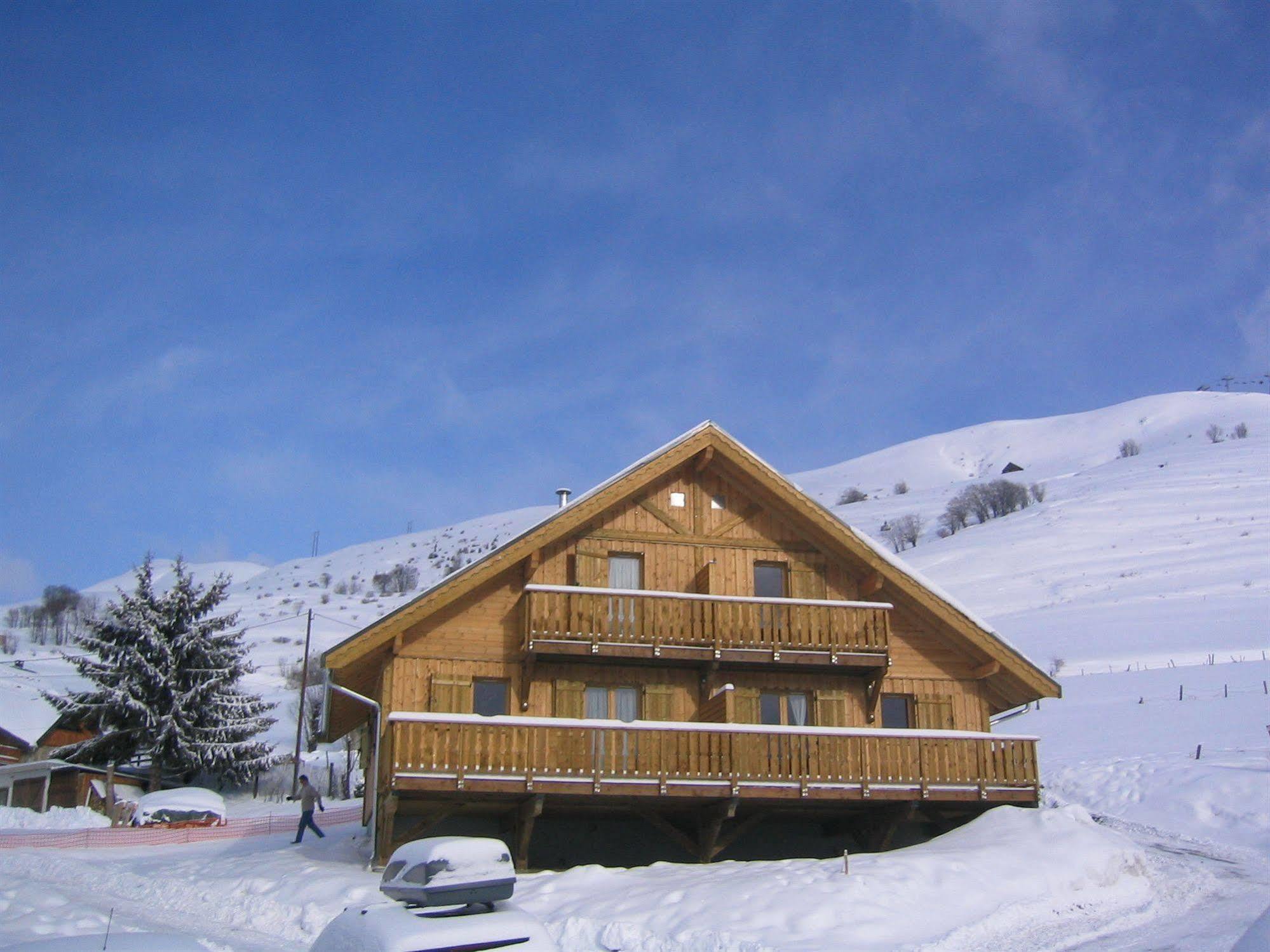 Madame Vacances Appartements Et Chalets La Fontaine Du Roi La Chal Exterior photo